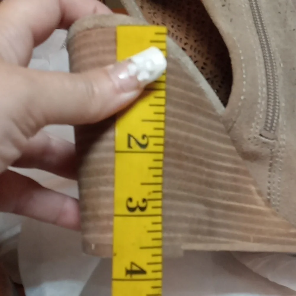 Lucky brand wedges size 8
